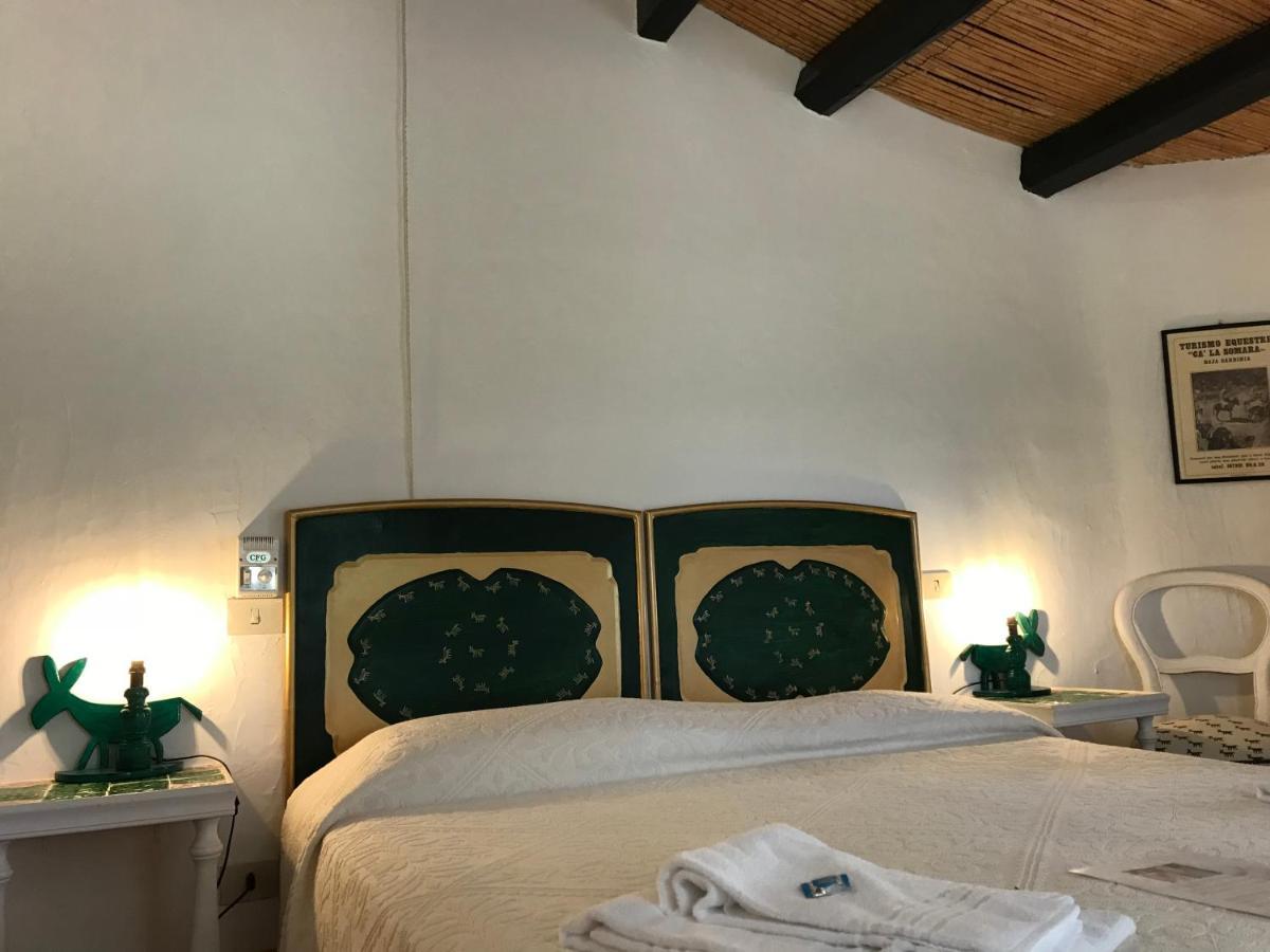 Ca' La Somara Hotel San Pantaleo Ngoại thất bức ảnh